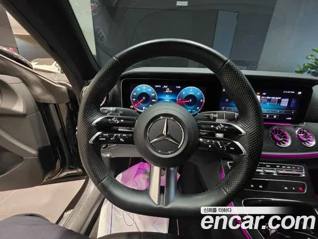 Mercedes-Benz E-Class 2023 — Фото 13/18
