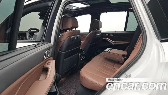 BMW X5 2024 — Photo 29/37