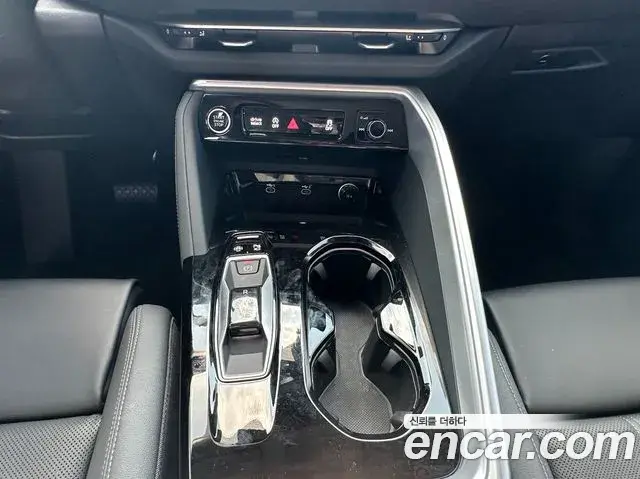 Audi Q5 2025 — Şəkil 17/20