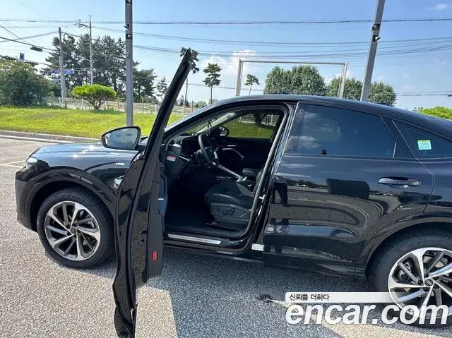 Audi Q5 2025 — Şəkil 9/20