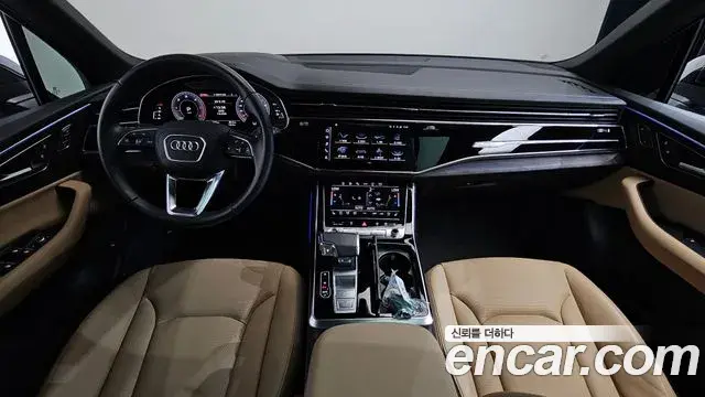 Audi Q7 2023 — ფოტო 16/20