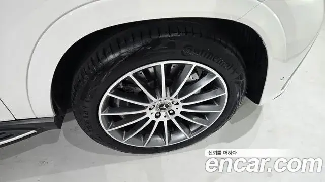 Mercedes-Benz GLE-Class 2026 — Фото 4/20