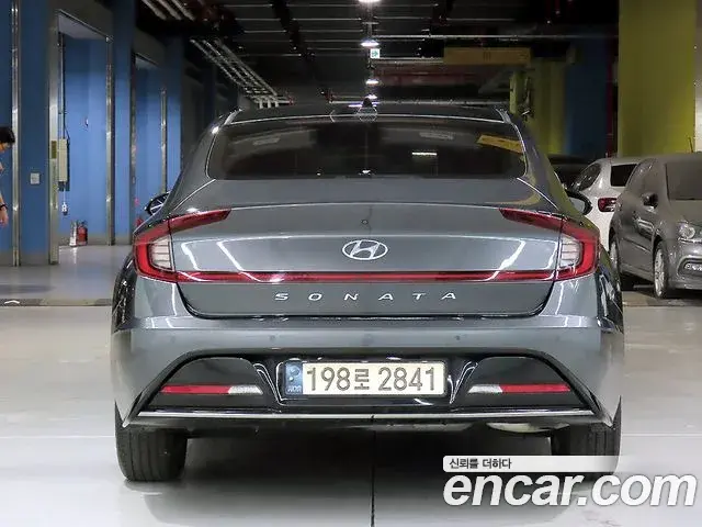 Hyundai Sonata 2022 — Фото 3/20