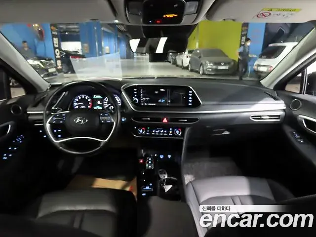 Hyundai Sonata 2022 — Фото 6/20