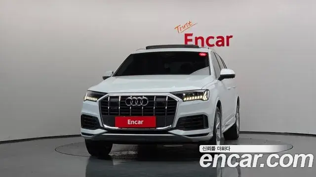 Audi Q7 2020 — Фото 3/20