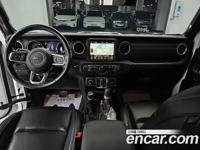 Jeep Wrangler 2021 — Photo 9/19