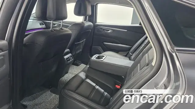 Renault Samsung SM6 2023 — Фото 18/20
