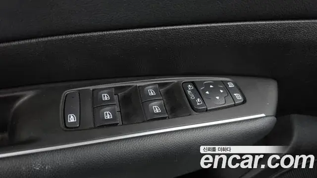 Renault Samsung SM6 2023 — Şəkil 29/32