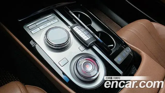 Genesis G80 2023 — Photo 4/37