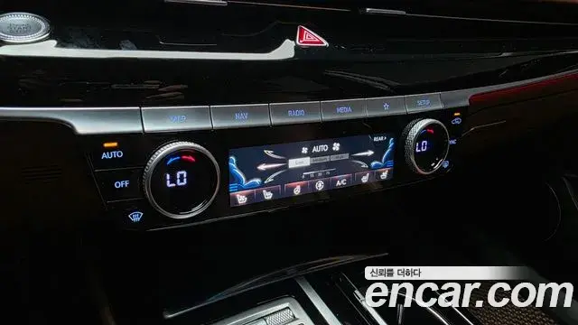 Genesis G80 2023 — Photo 35/37