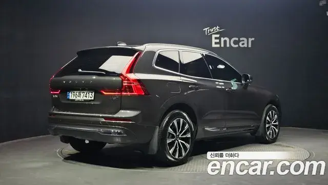 Volvo XC60 2024 — Фото 2/20