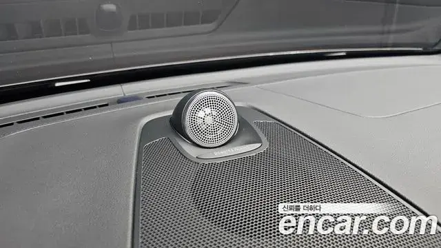 Volvo XC60 2024 — Фото 19/20