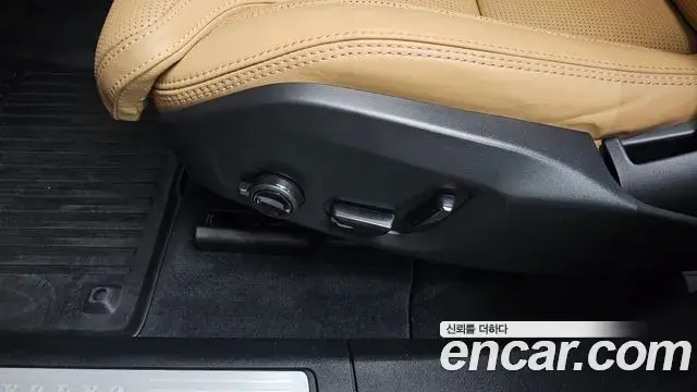 Volvo XC60 2024 — Photo 19/37