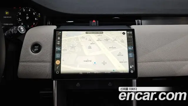 Land Rover Discovery Sport 2024 — ფოტო 16/34