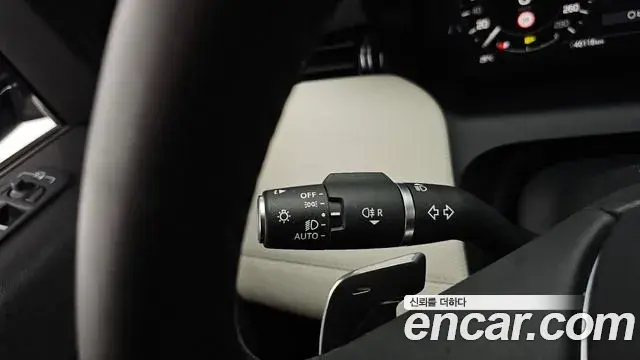Land Rover Discovery Sport 2024 — ფოტო 22/34