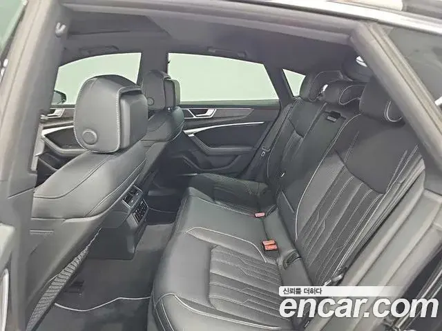 Audi A7 2021 — Photo 10/19