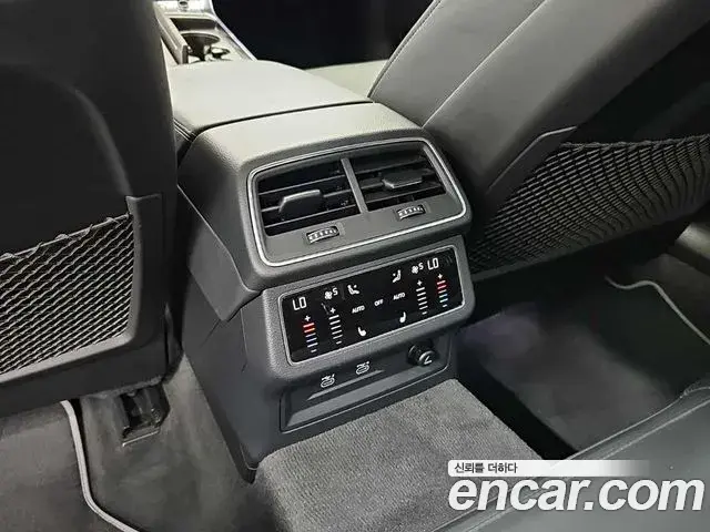 Audi A7 2021 — Photo 5/19