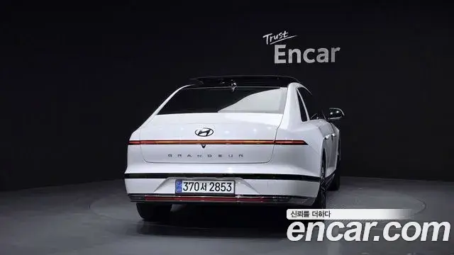 Hyundai Grandeur 2023 — Photo 3/19