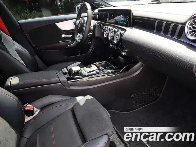 Mercedes-Benz CLA-Class 2020 — Фото 13/20