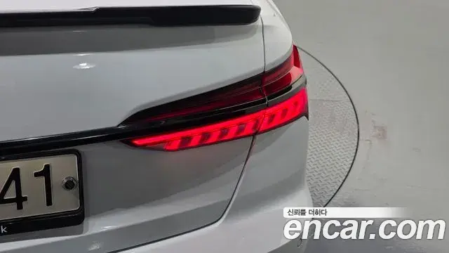 Audi A6 2020 — Şəkil 24/32