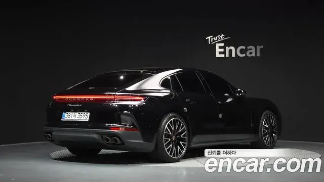 Porsche Panamera 2025 — ფოტო 4/20