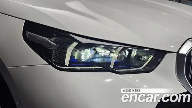 BMW 5 Series 2025 — ფოტო 8/40