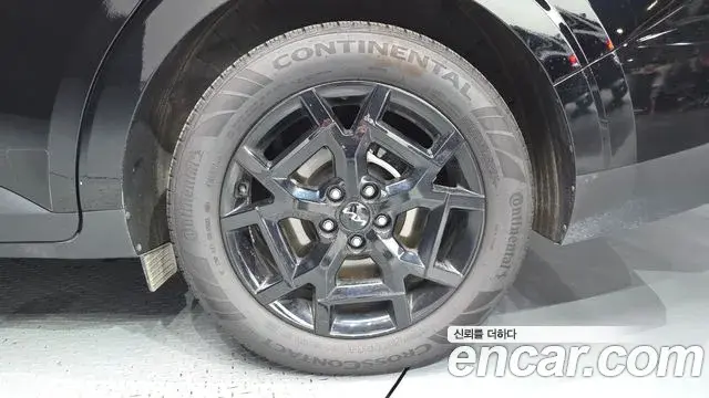 Kia Carnival 2024 — ფოტო 8/35