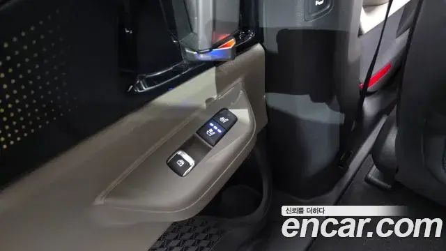 Kia Carnival 2024 — ფოტო 5/35