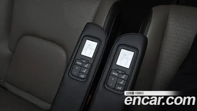 Kia Carnival 2024 — ფოტო 16/35