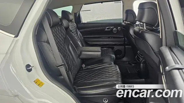 Genesis GV80 2021 — ფოტო 6/33