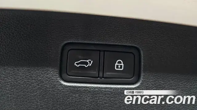 Genesis GV80 2021 — ფოტო 15/33