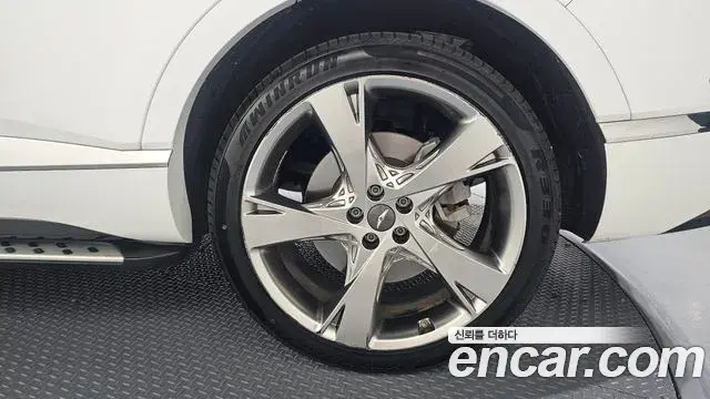 Genesis GV80 2021 — ფოტო 19/33