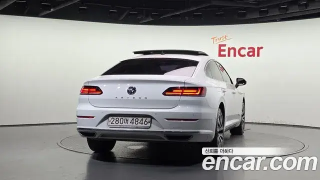 Volkswagen Arteon 2019 — Photo 13/20