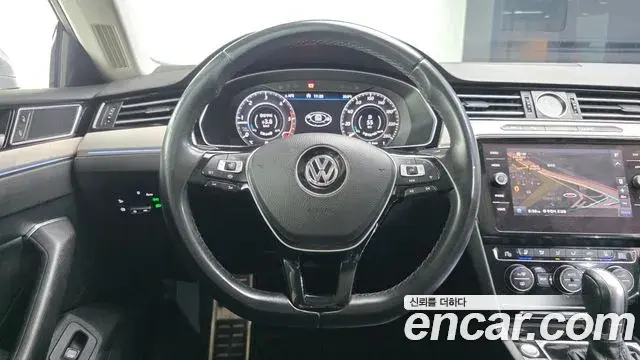 Volkswagen Arteon 2019 — Photo 8/20