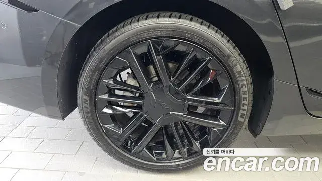Kia K8 2024 — Şəkil 9/20