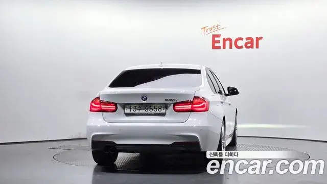 BMW 3 Series 2018 — Şəkil 6/33