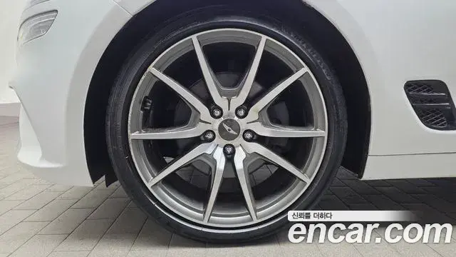 Genesis G70 2021 — Photo 5/31