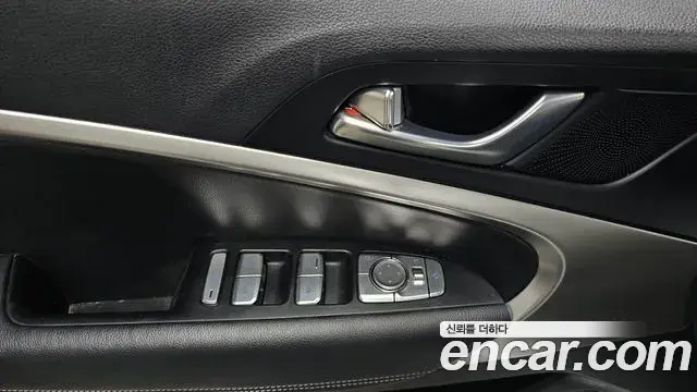 Genesis G70 2021 — Photo 24/31
