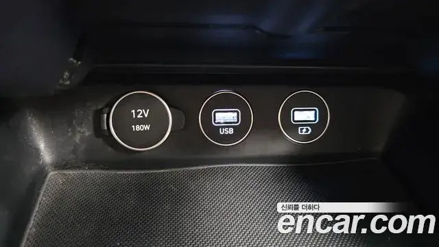 Genesis G70 2021 — Photo 18/31