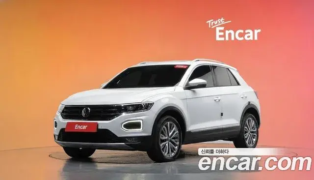 Volkswagen T-Roc 2021 — Фото 1/20