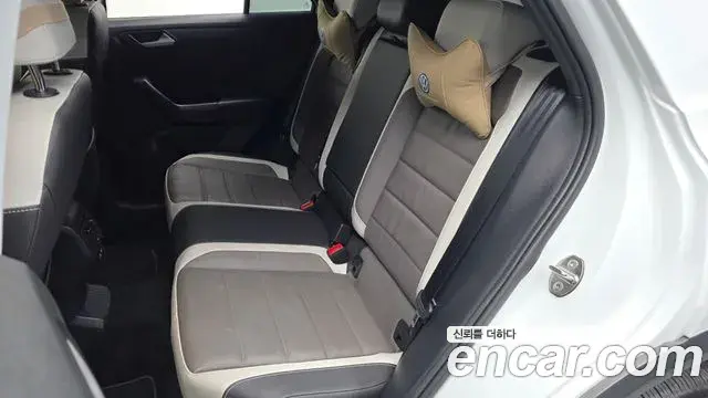 Volkswagen T-Roc 2021 — Şəkil 11/33