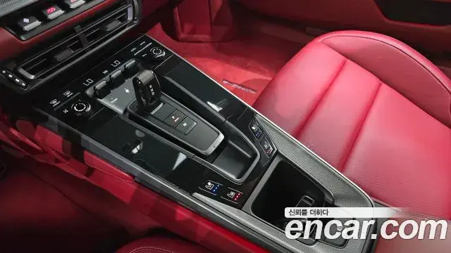 Porsche 911 2024 — ფოტო 22/30