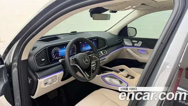 Mercedes-Benz GLE-Class 2026 — Photo 14/20