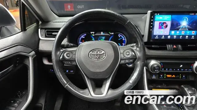 Toyota RAV4 2019 — Фото 13/20