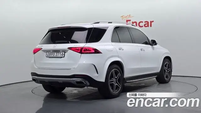 Mercedes-Benz GLE-Class 2019 — Фото 2/20