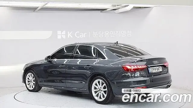 Audi A4 2023 — Фото 3/20