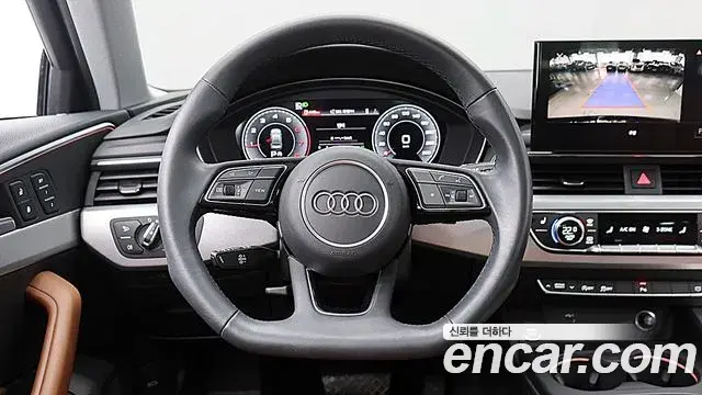 Audi A4 2023 — Фото 13/20