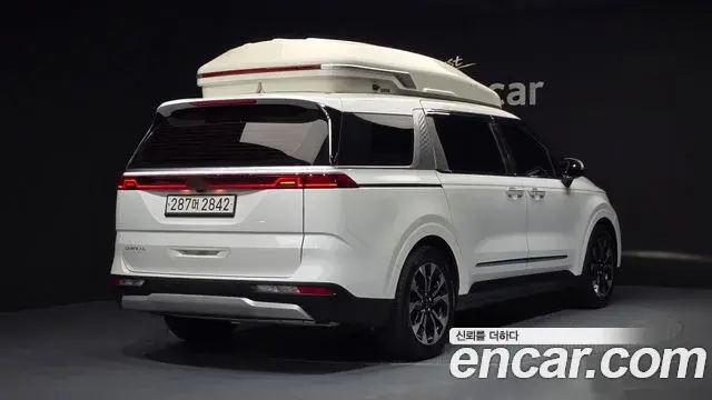 Kia Carnival 2023 — Şəkil 1/20