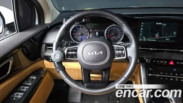 Kia Carnival 2023 — Şəkil 12/20