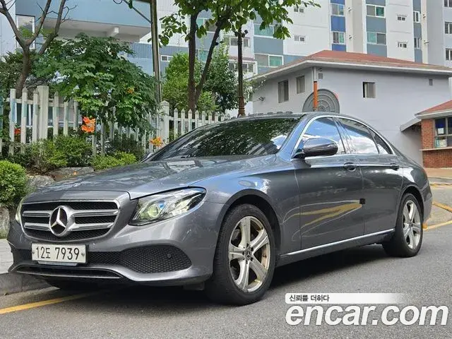 Mercedes-Benz E-Class 2018 — Фото 20/20